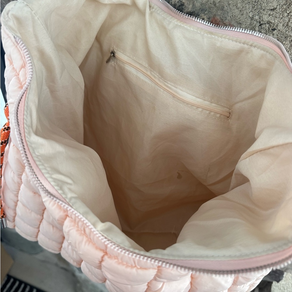 Quilted Peach Shoulder Bag with Orange Rope Strap - Picture 2 of 2